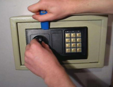 大连市24小时上门开锁公司